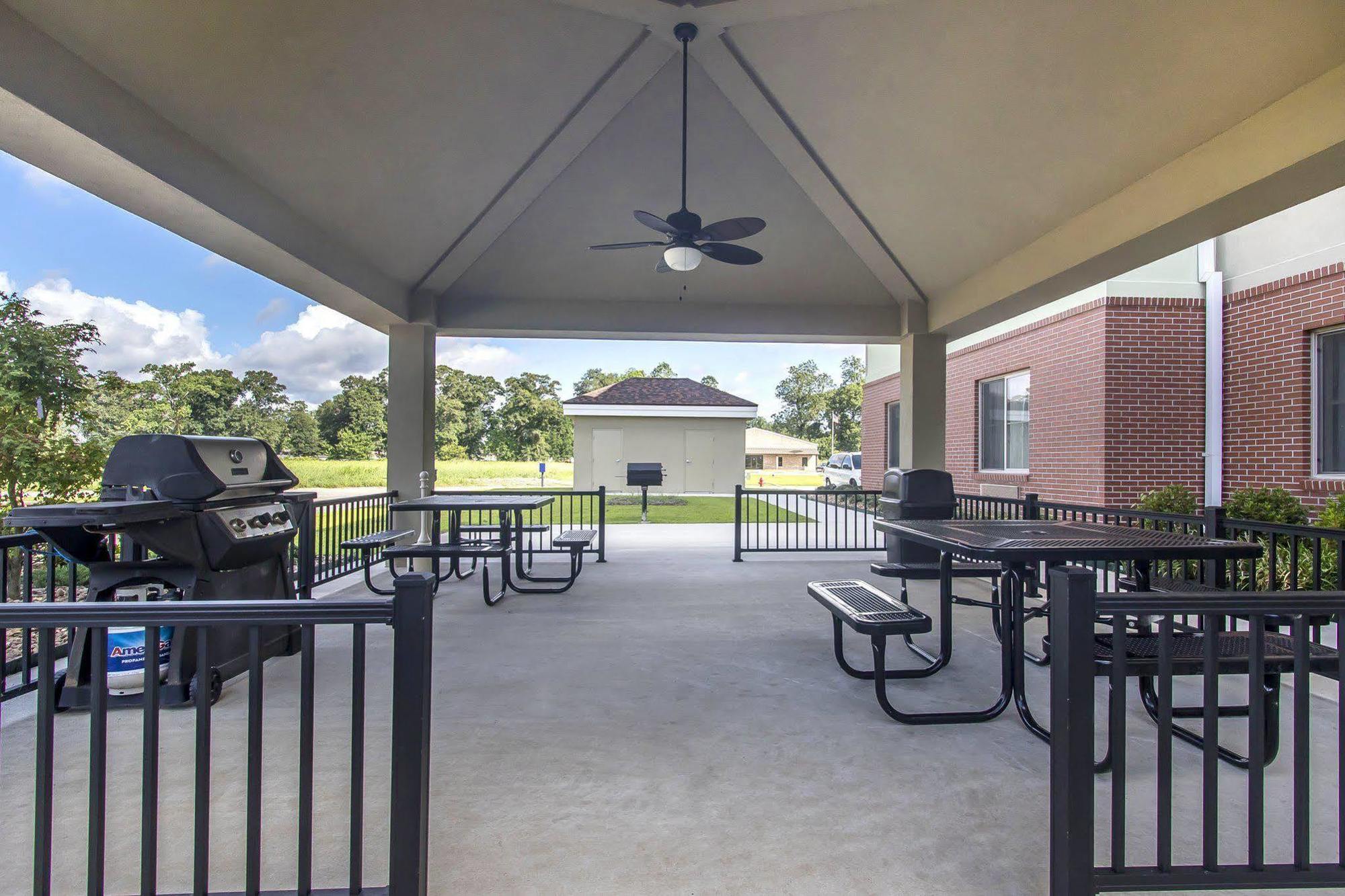 Suburban Studios Donaldsonville - Gonzales Dış mekan fotoğraf